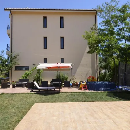 Guest house Casa Daren Costinesti