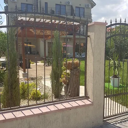 Гостевой дом Casa Daren Костинешти